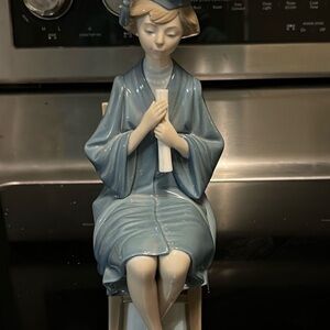 Lladro Graduate Sculpture 5199